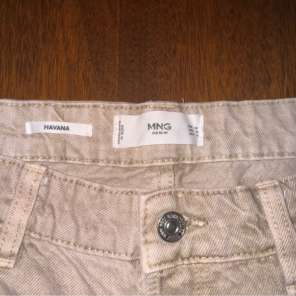 MNG Denim Mango Straight Cropped Distressed Purple Hue Raw Hem Jeans Size 12 - Picture 3 of 7